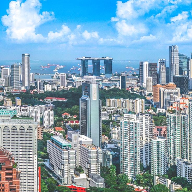 Parents evaluating schools in Switzerland